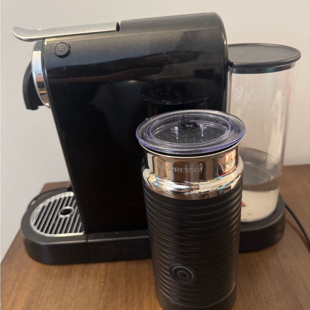 Nespresso Black Coffee Maker with Milk Frother